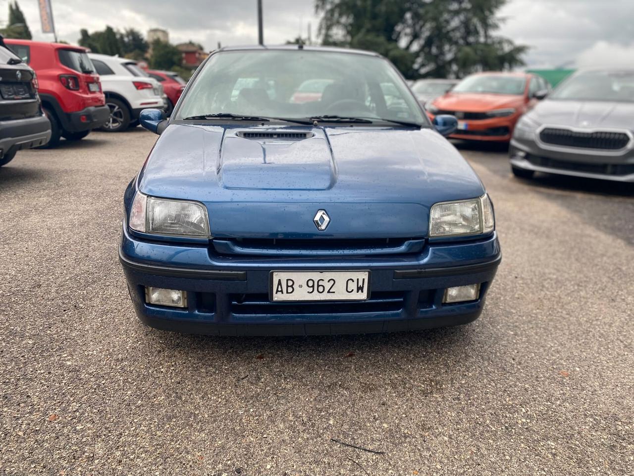 Renault Clio 2.0i 16V cat Williams