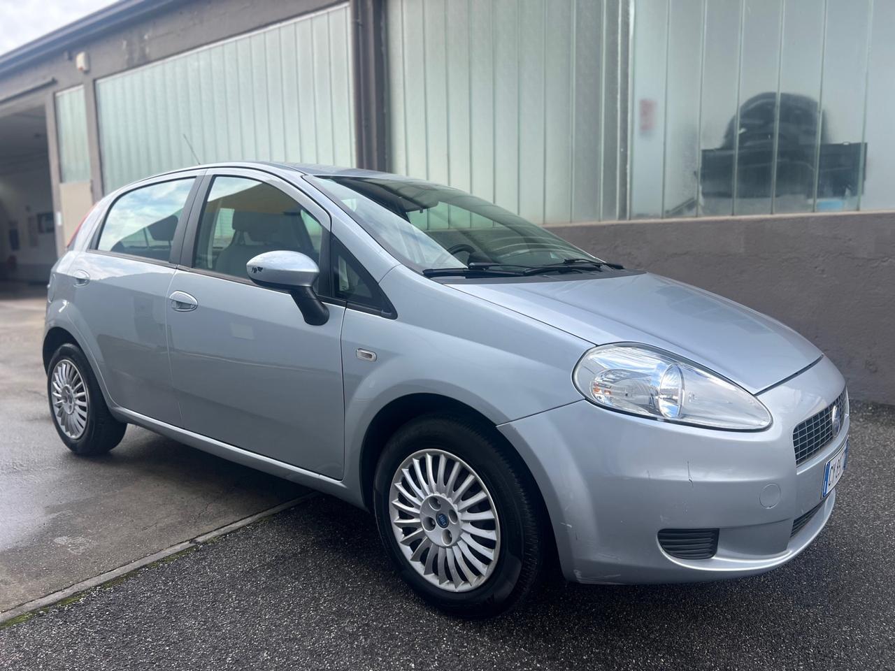 Fiat Grande Punto Grande Punto 1.4 benz - PER NEOPATENTATI