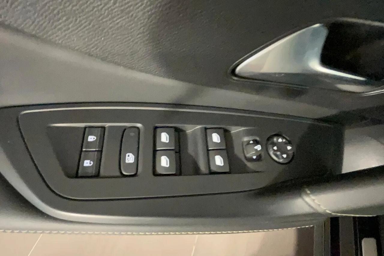 Peugeot 408 PureTech 130 S&S EAT8 GT