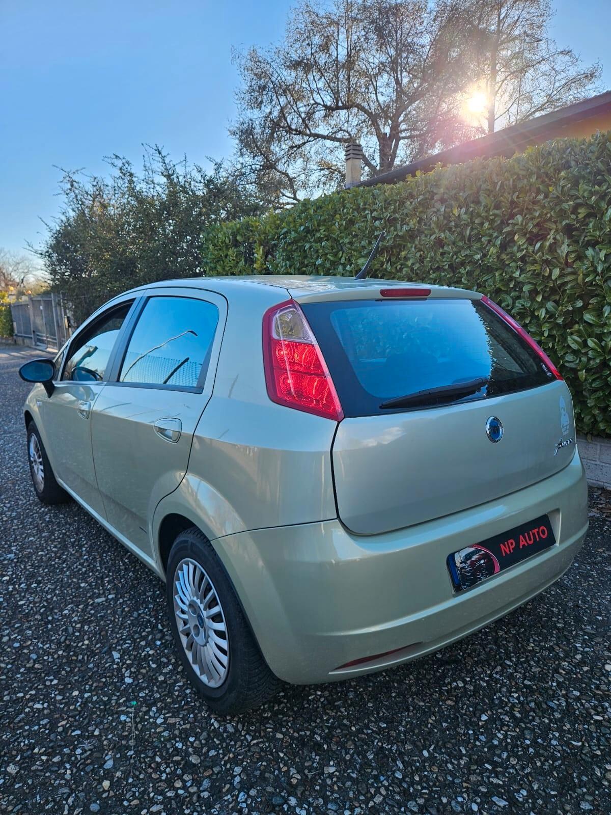 fiat grande punto 1.2 NEOPATENTATI