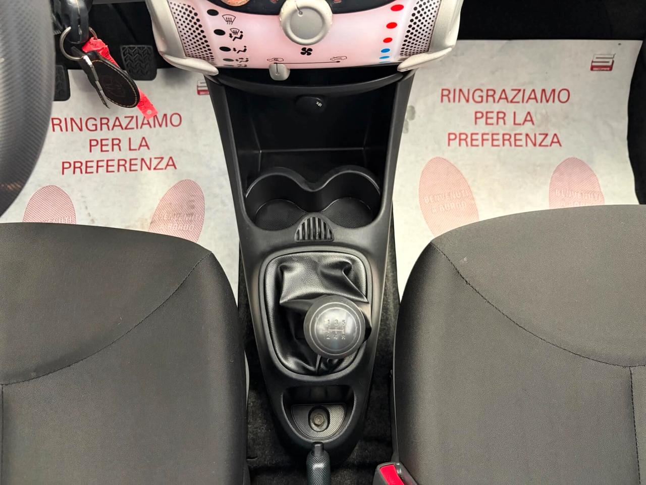 Toyota Aygo 1.0 68Cv Connect Led 12 MESI DI GARANZIA