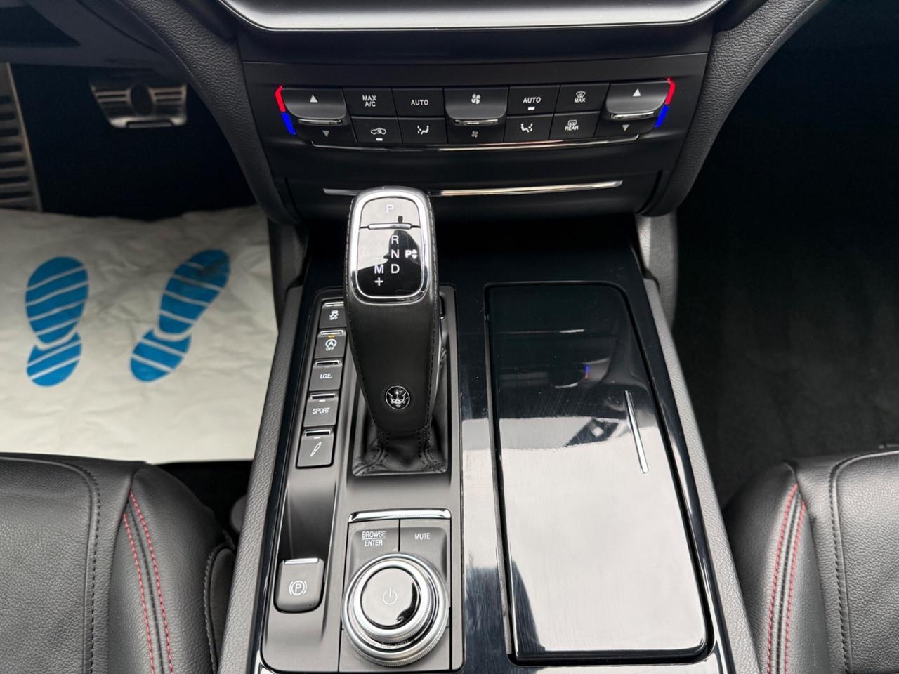 Maserati Ghibli L4 330 CV MHEV Gransport