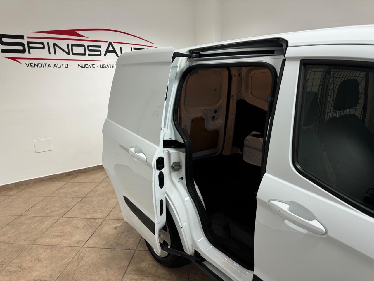 Ford Transit Courier 1.5 TDCi 95CV Van Trend