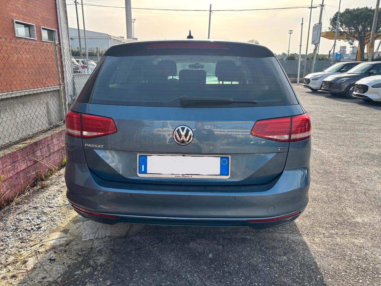 Volkswagen Passat 1.6 TDI 120CV TETTO APRIBILE