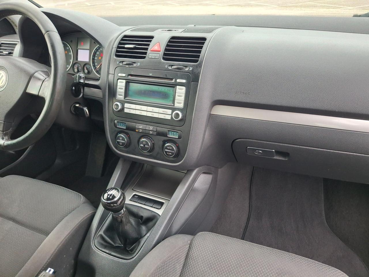 Volkswagen Golf 1.6 16V FSI 5p. Sportline*NEOPATENTATI*