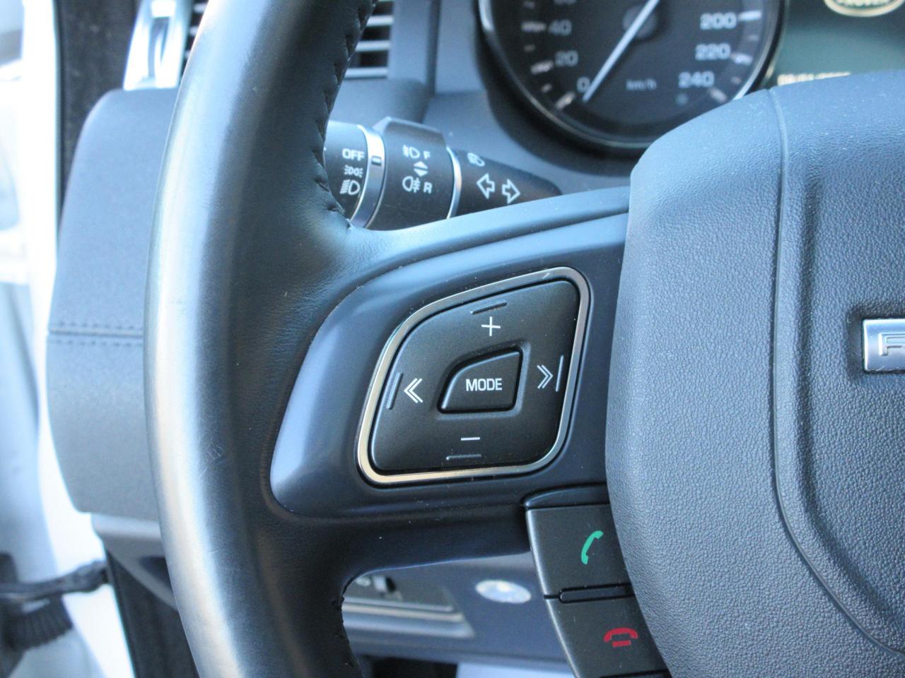 Land Rover Range Rover Evoque 5 Porte Range Rover Evoque 5p 2.2 td4 Pure Tech Pack 150cv