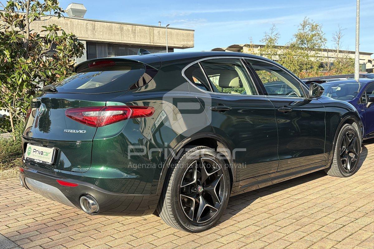 ALFA ROMEO Stelvio 2.2 Turbodiesel 210 CV AT8 Q4 Lusso