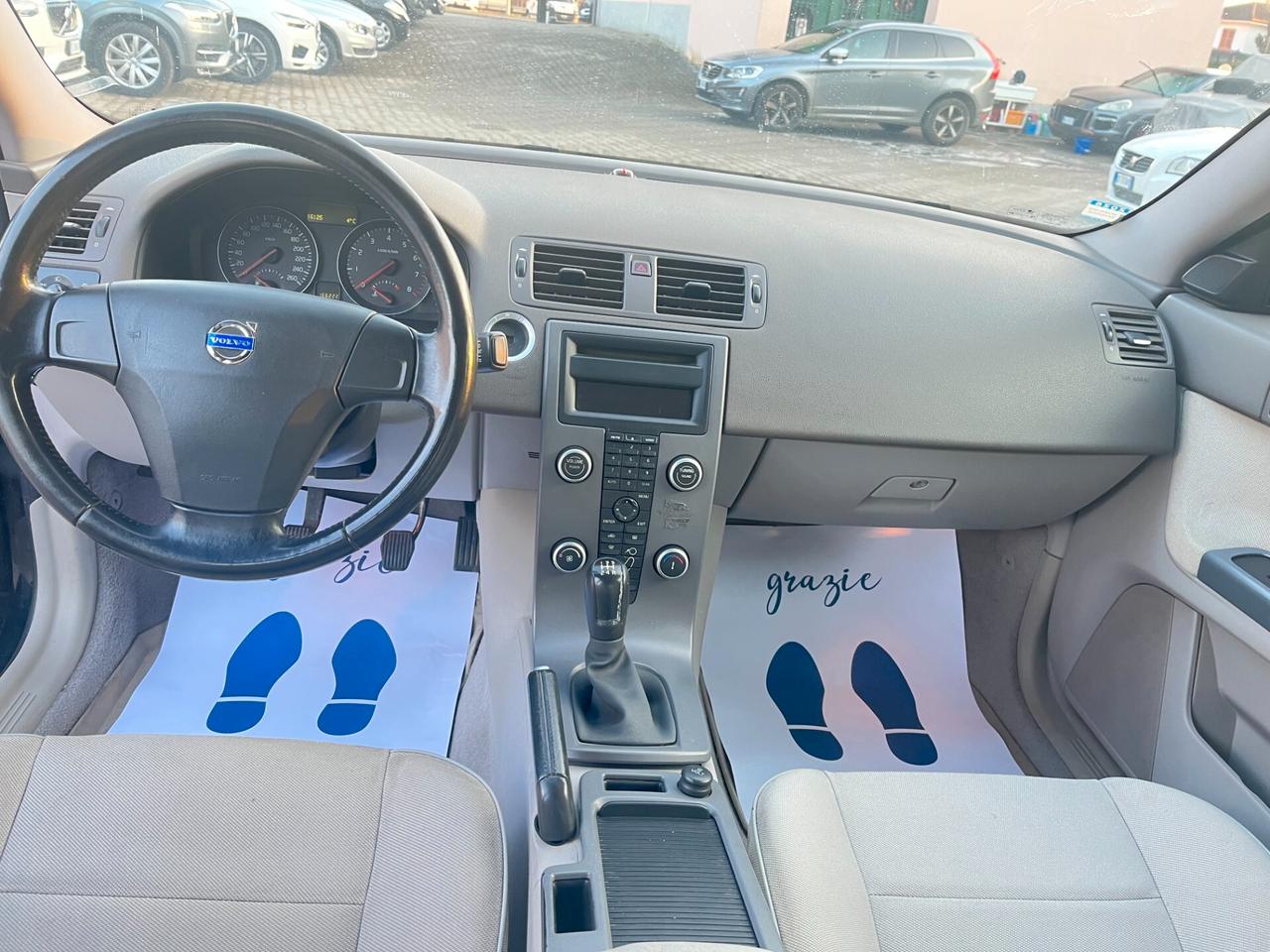 Volvo S40 1.6 16V cat Momentum