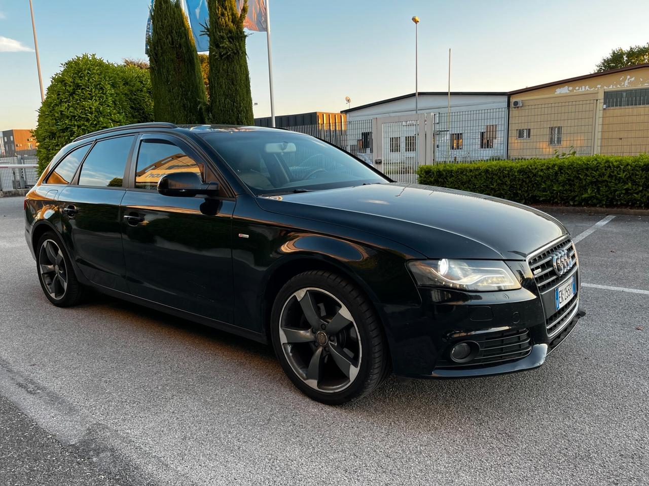 Audi A4 Avant 2.0 TDI 143CV F.AP. SLine Multitronic