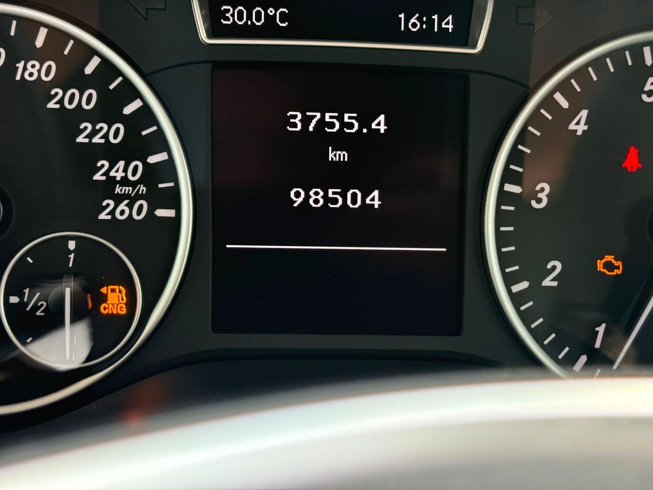 Mercedes-benz B 200 B 200 NGD Premium