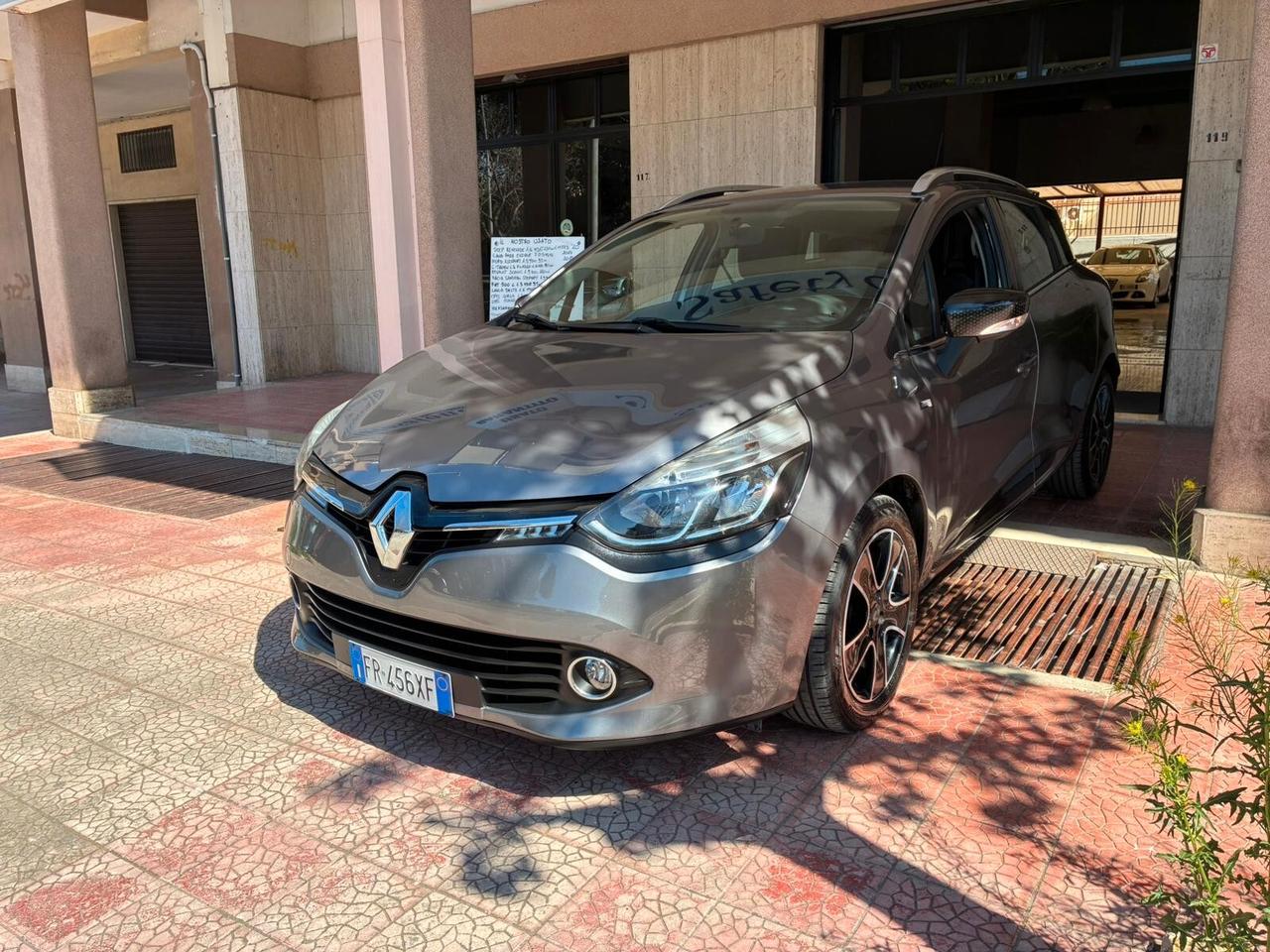 RenaultClio Sporter1.5dCi75CV navi retro-16