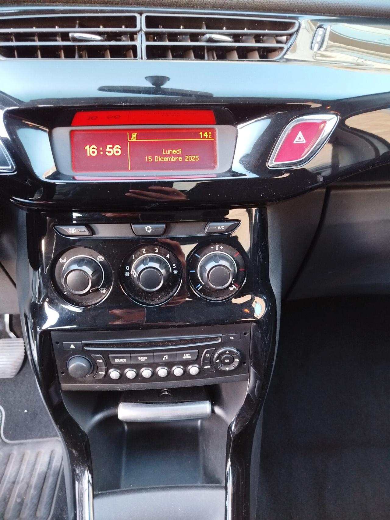 Citroen C3 1.2 VTi 82 Vanity Fair 10