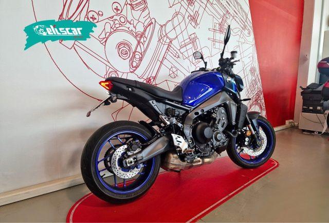 YAMAHA MT-09 MT-09