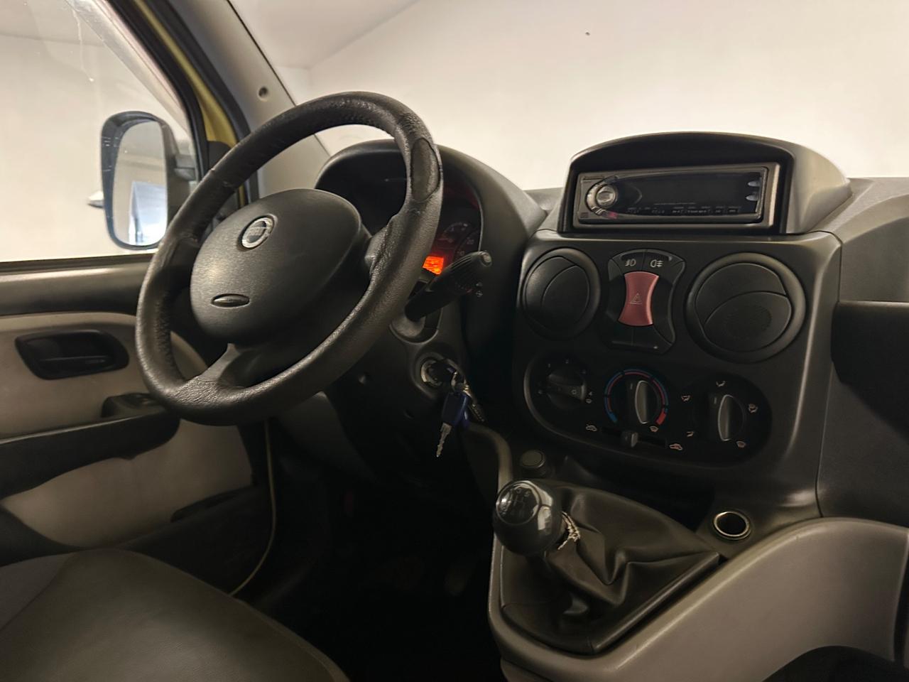 FIAT DOBLO 1.9 JTD 105CV GANCIO TRAINO PASSO LUNGO