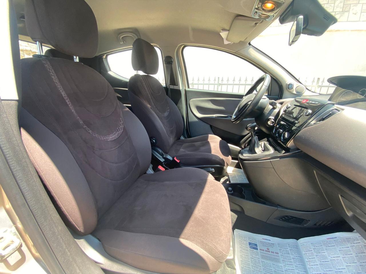 Lancia Ypsilon 1.3 MJT 16V 95 CV 5 porte S&S Gold