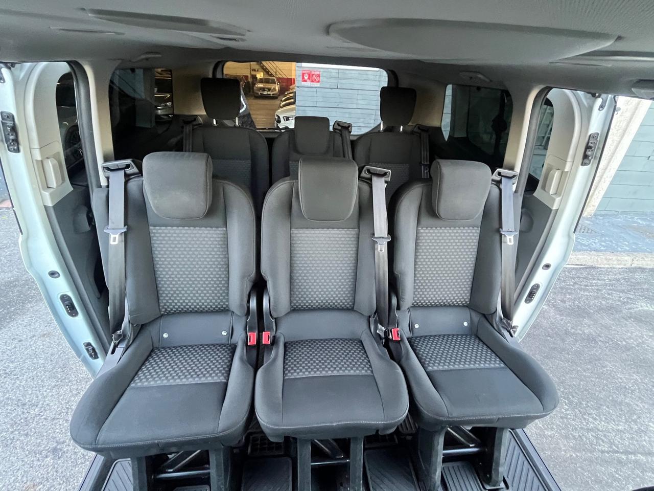 Ford Tourneo Custom 8/9 POSTI 2.0 TDCi Titanium