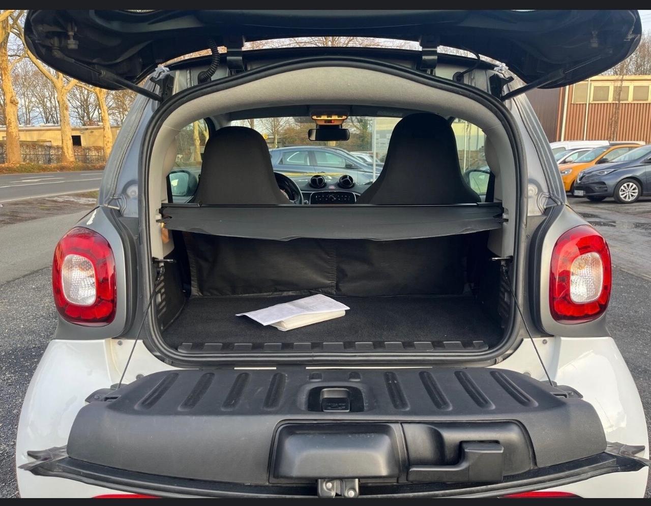 Smart ForTwo 1.0 71cv Coupe Clima cambio Auto