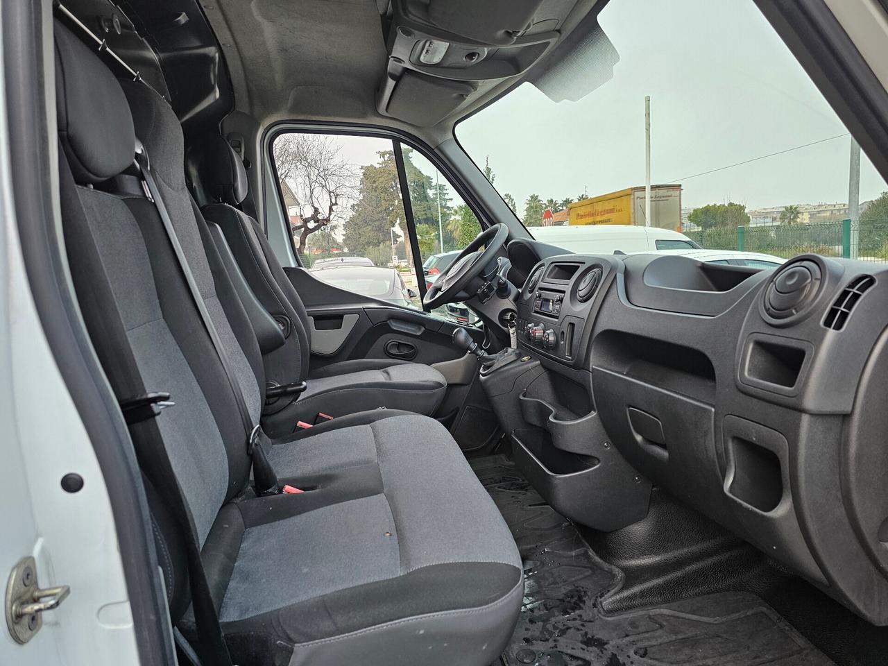Renault Master 28 2.3 Dci PC TN 3 Posti- Coibentazione leggera