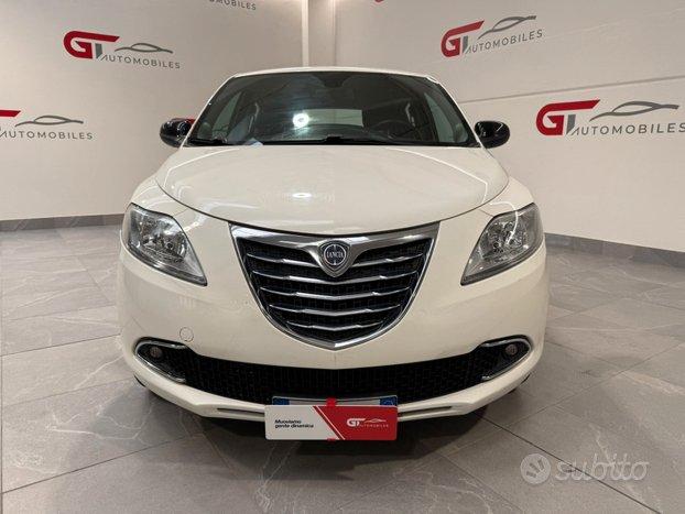 Lancia Ypsilon 0.9 TwinAir 85 CV 5 porte Metano Ec