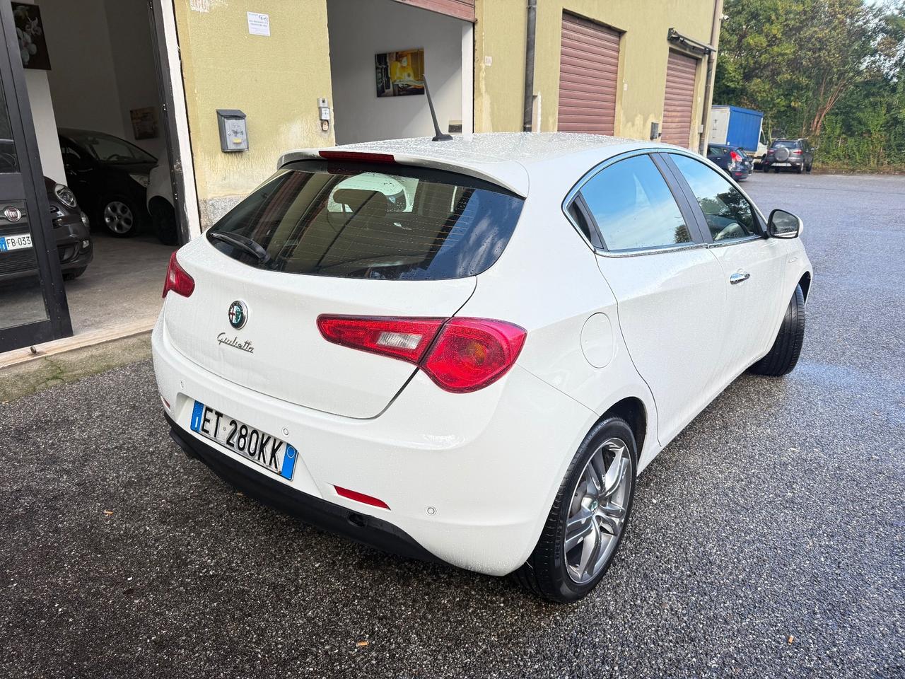 Alfa Romeo Giulietta 1.6 JTDm-2 105 CV Exclusive
