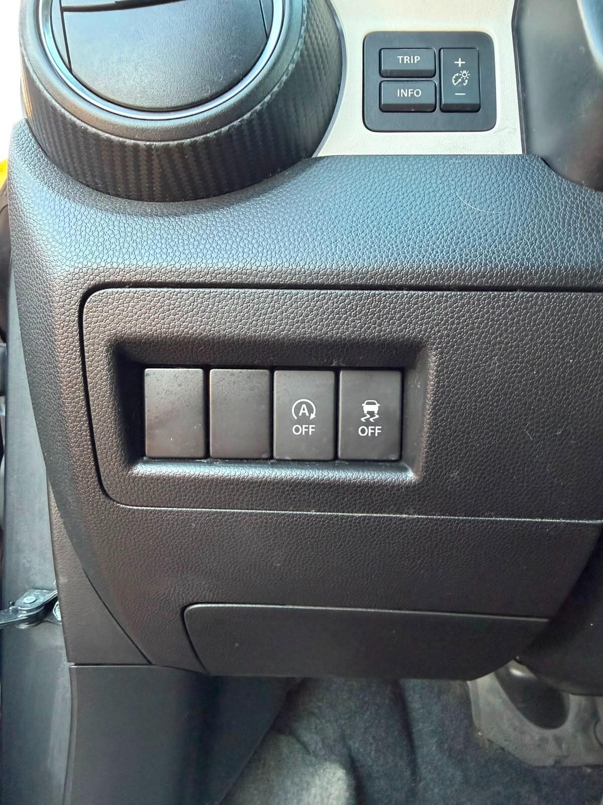Suzuki Ignis 1.2 Hybrid CVT Top