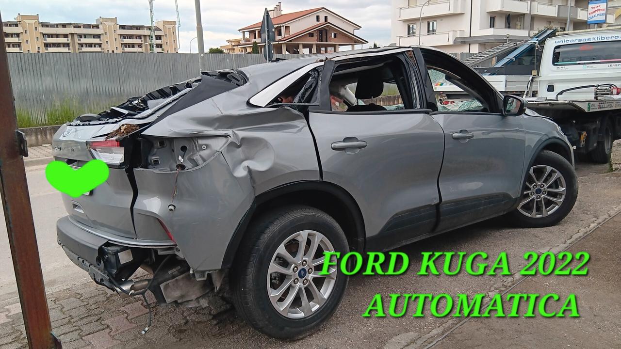 Ford Kuga incidentata sinistrata mondialcars 022