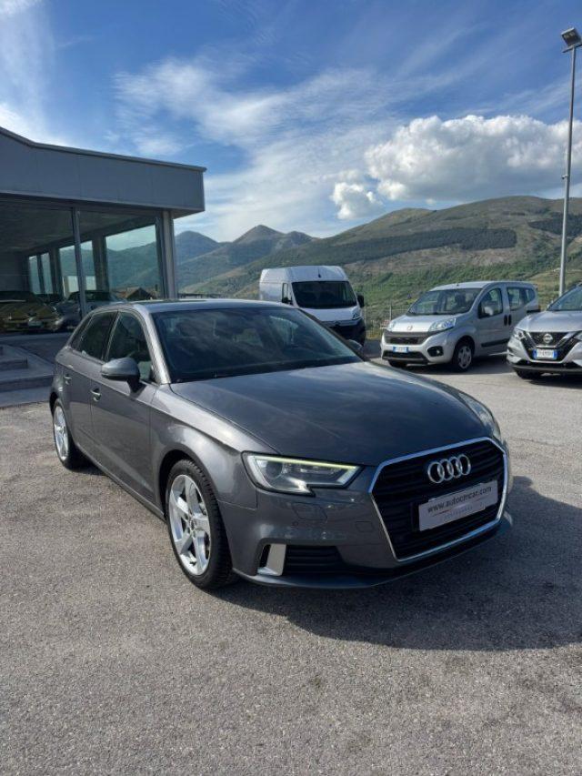 AUDI A3 1.6 TDI S tronic Sport