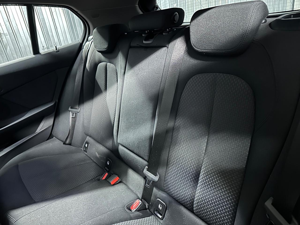 Bmw 116 d 5p. Advantage SPORT