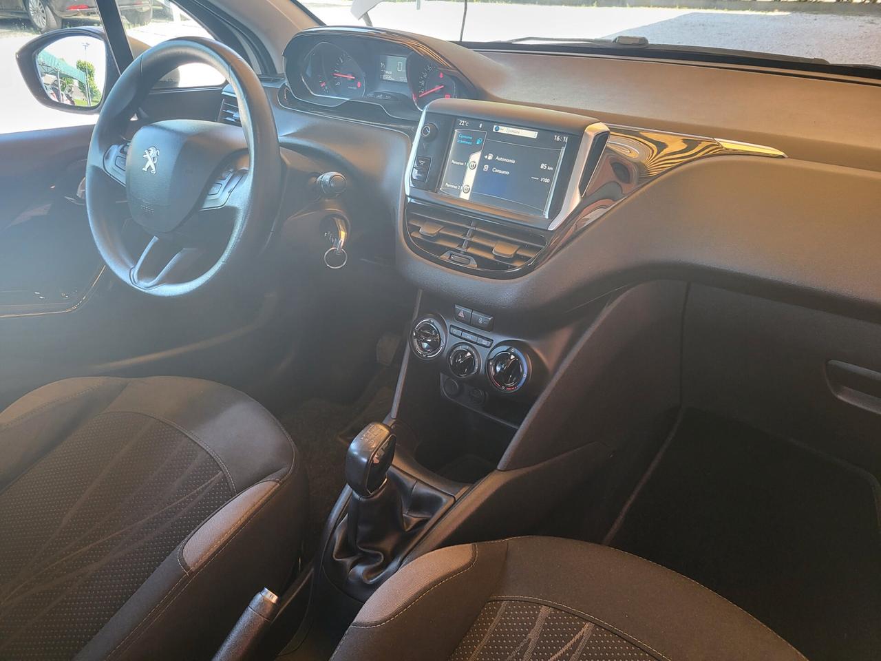 Peugeot 208 1.2 VTi 82 CV 5 porte Allure