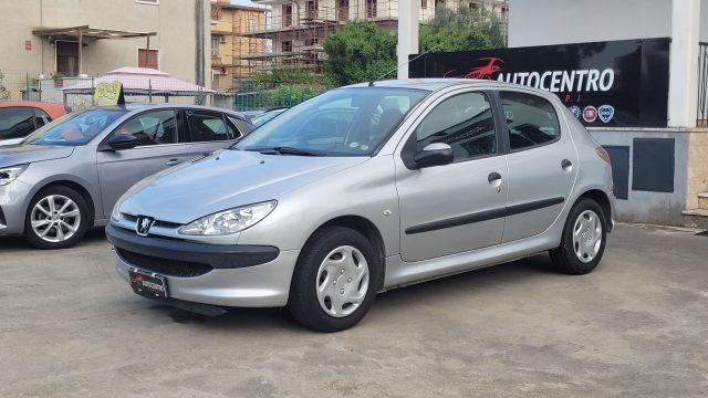 PEUGEOT 206 1.4 5p. ONE Line