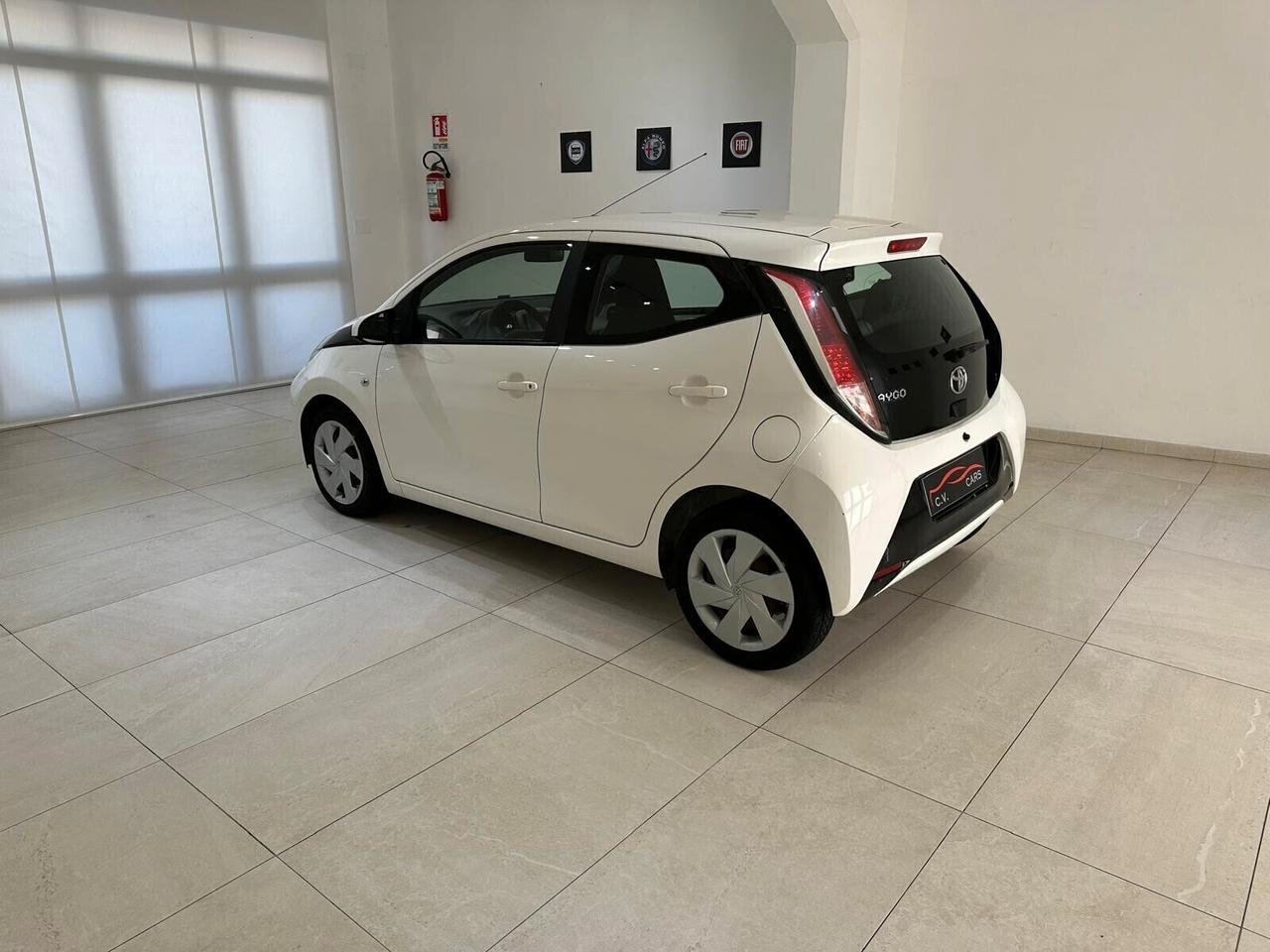 TOYOTA AYGO 1.0 VVT-I 69 CV 5 PORTE X-WAVE MMT