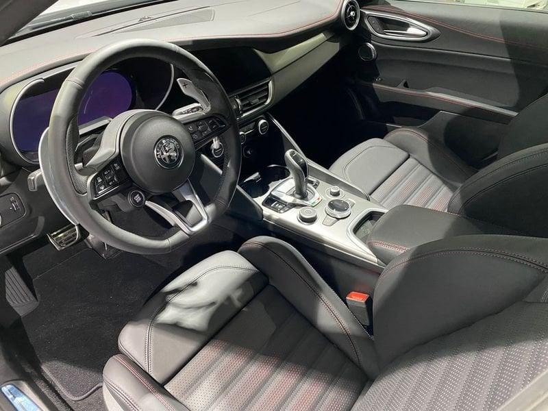 Alfa Romeo Giulia 2.2 Turbodiesel 210 CV AT8 AWD Q4 Tributo Italiano