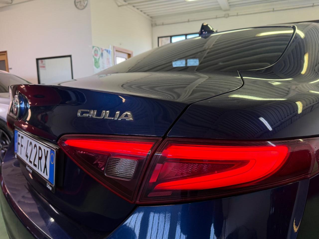 Alfa Romeo Giulia 2.2 Turbodiesel 150 CV AT8