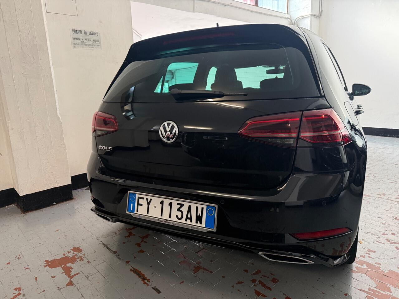 Volkswagen Golf 2.0 TDI DSG 5p R-LINE BlueMotion Technology