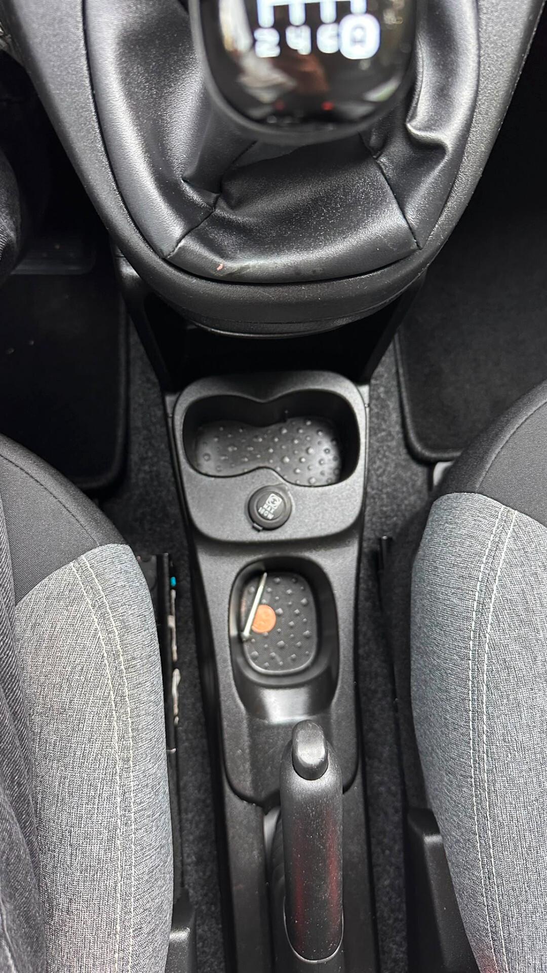 Fiat Panda 1.0 Hybrid City Life 2021 neop LEGGI TESTO