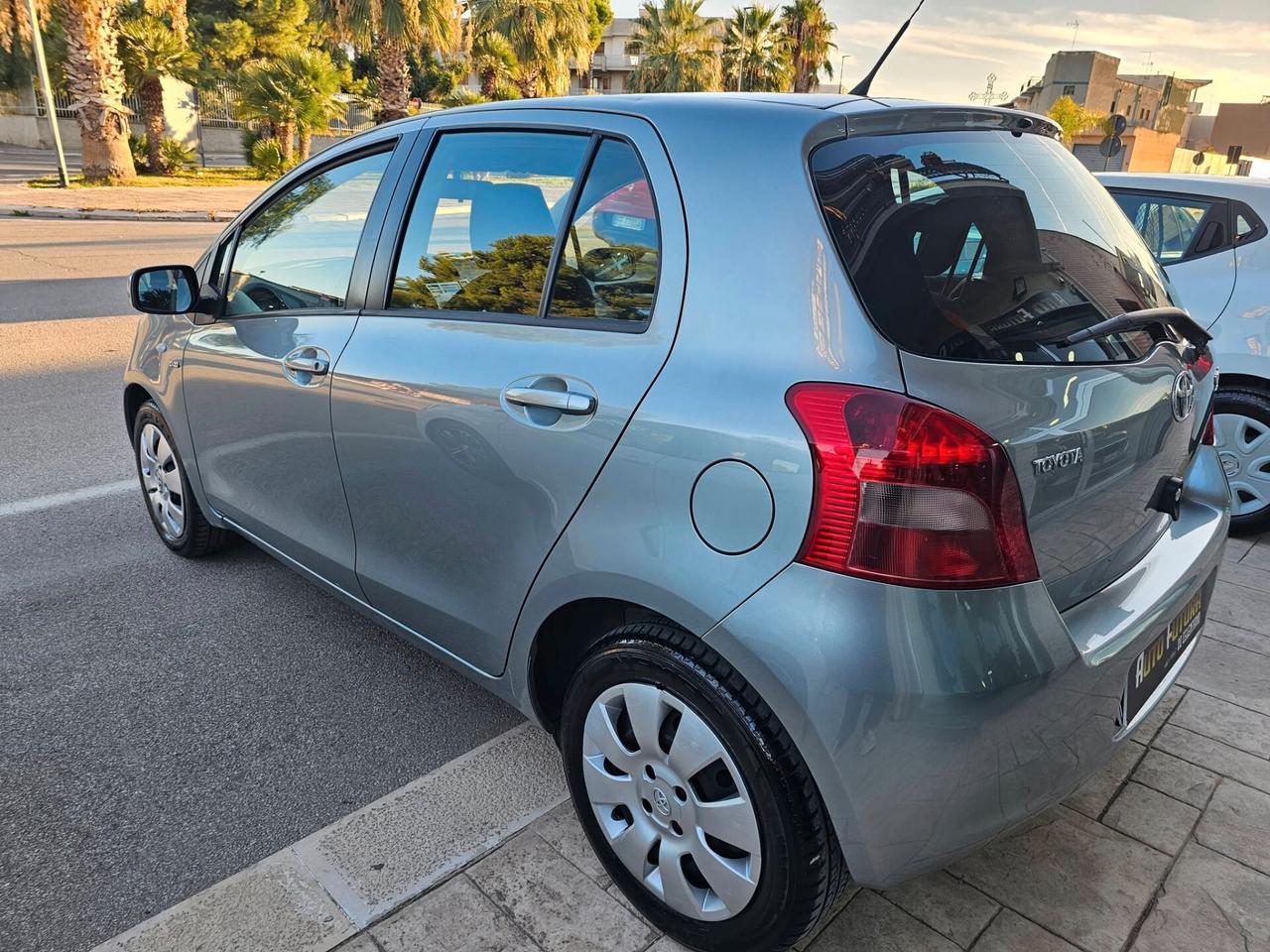 Toyota Yaris 1.4 D-4D 5 porte Sol