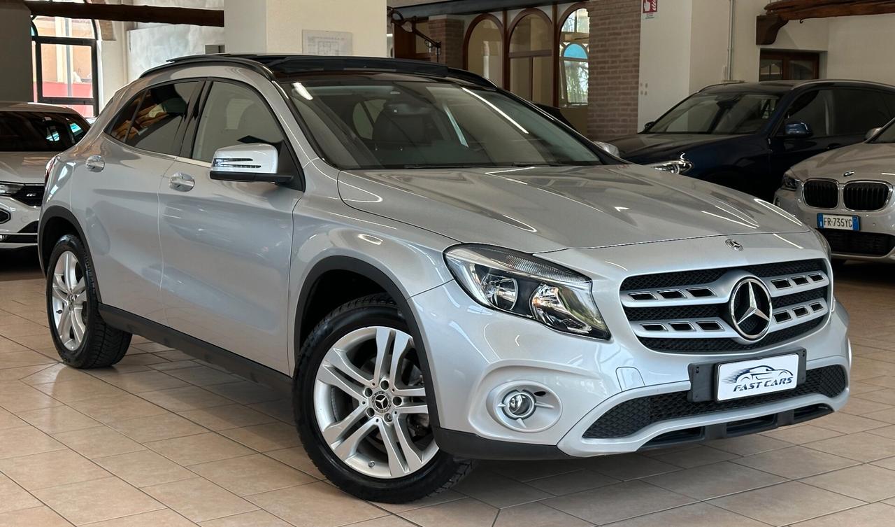 MERCEDES - BENZ GLA 180 d AUTO *TETTO*NEOPATENTATI*CAMERA*