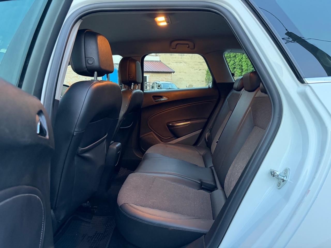 Opel Astra 1.7 CDTI 110CV Sports Tourer Cosmo