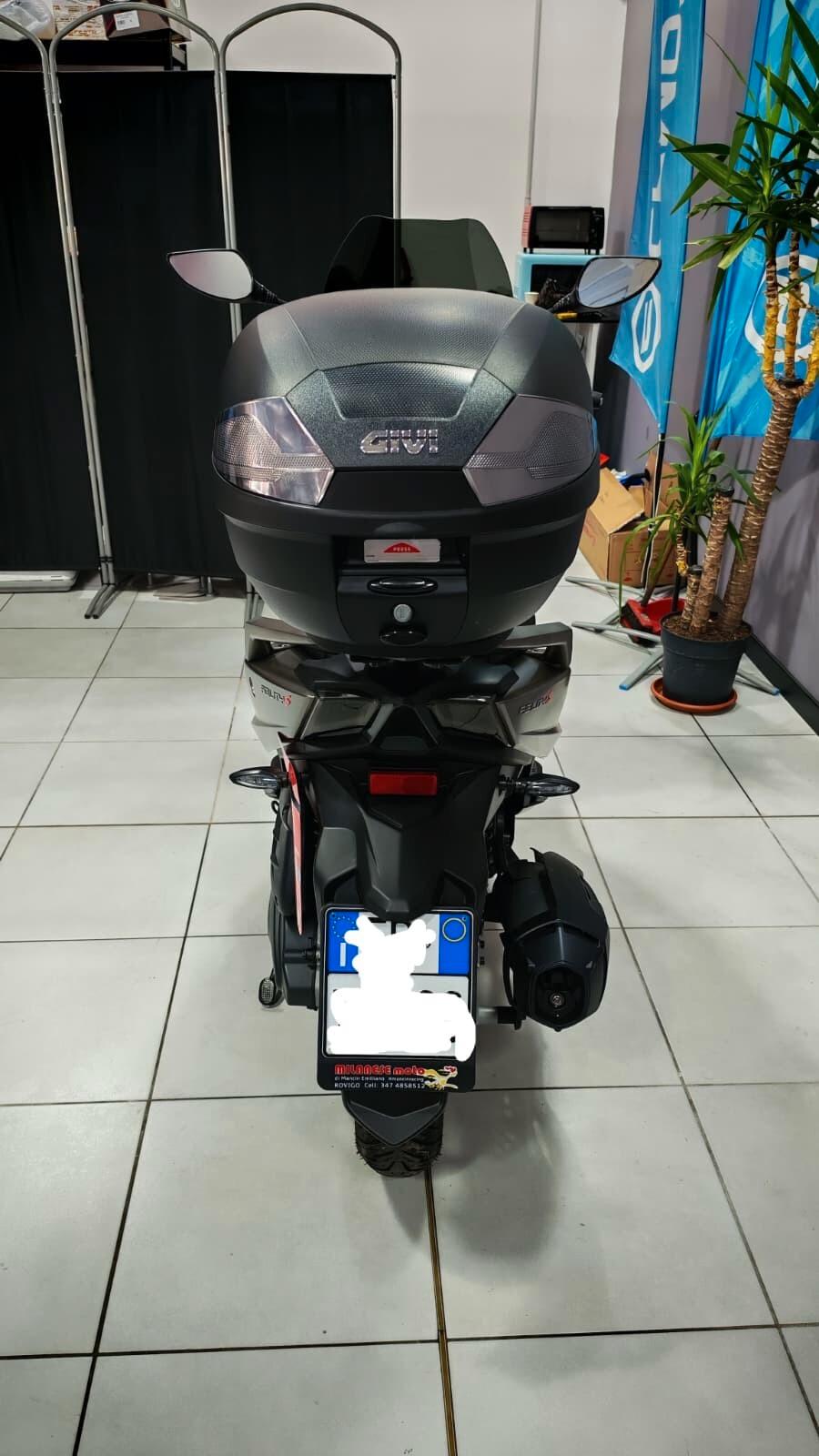 Kymco Agility 200i S