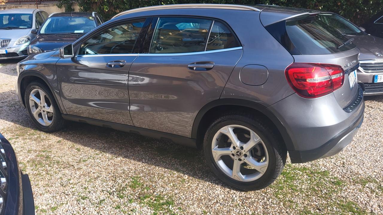 Mercedes-benz GLA 200 d Automatic Sport