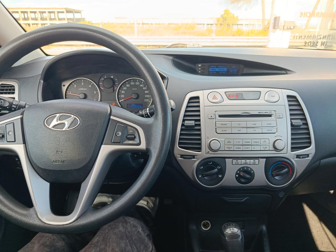 Hyundai i20 1.4 CRDi 5p. Sound Edition
