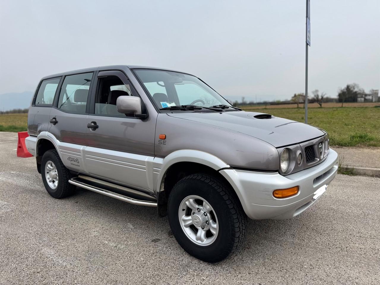 Nissan Terrano II 2.7 Tdi 5 porte SE 7 posti