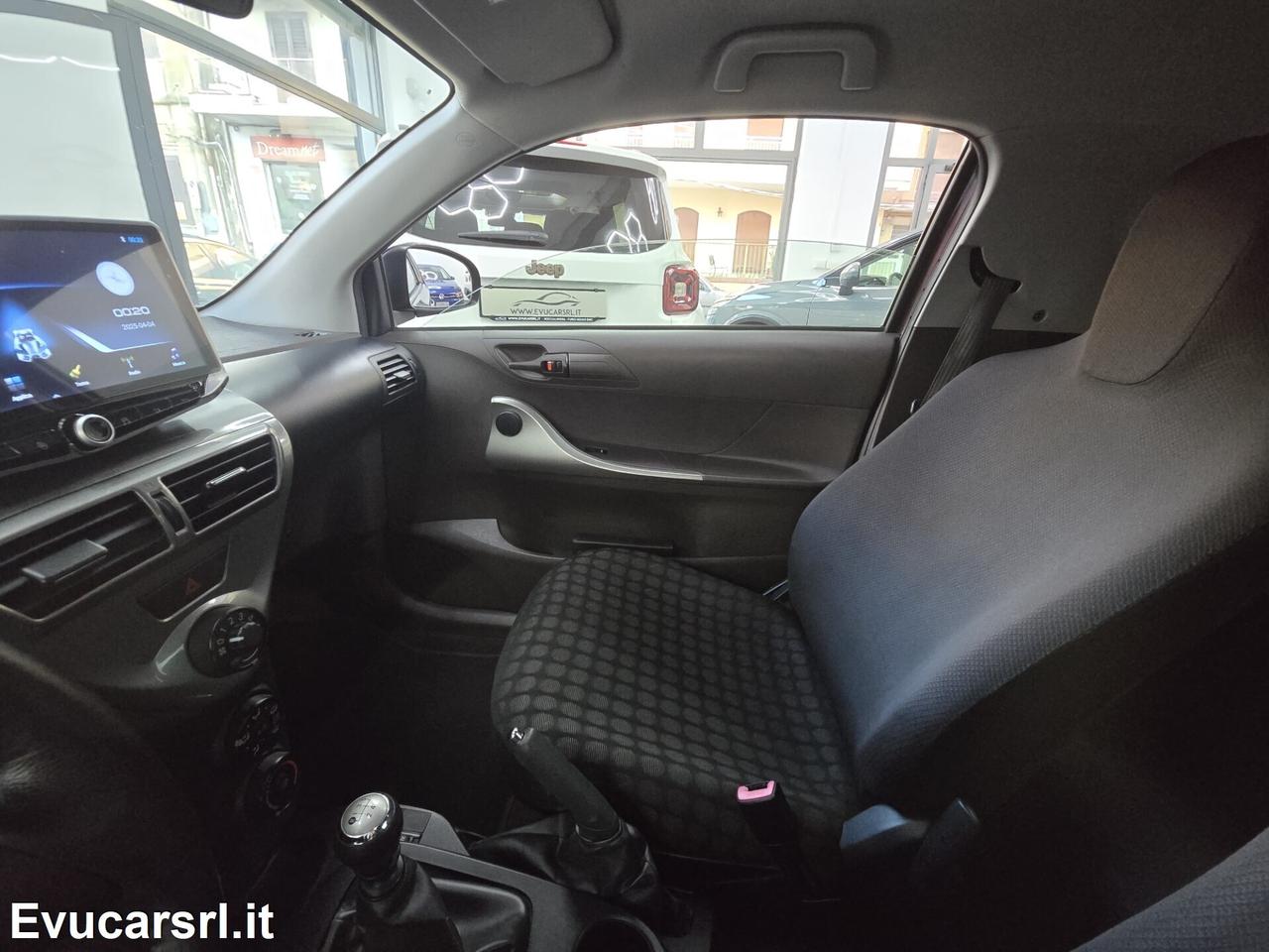 Toyota iQ 1.0