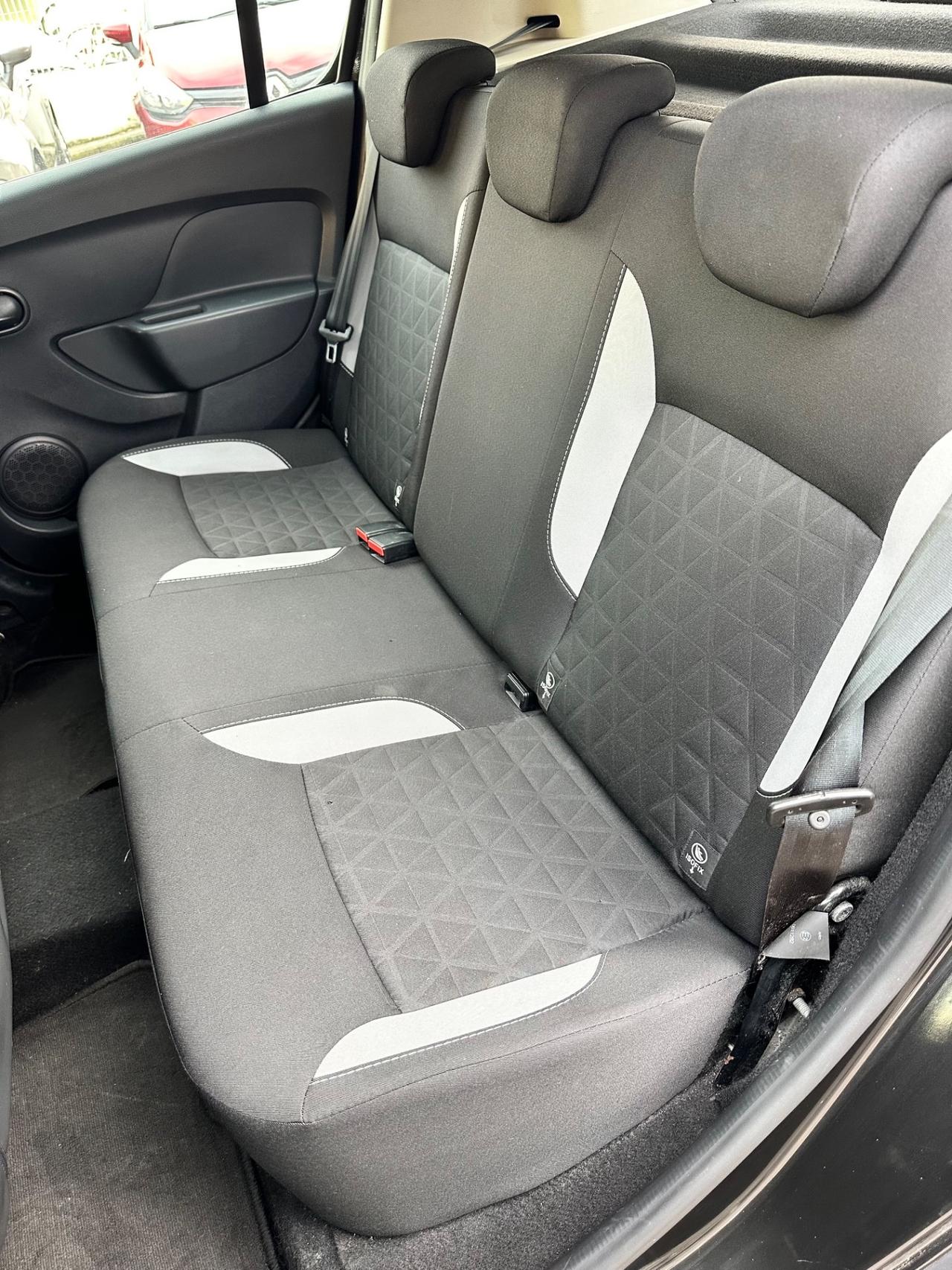 Dacia Sandero Stepway - 1.0Bz 90CV 5P - Neopatentati