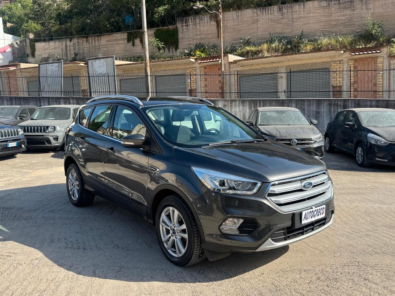 Ford Kuga 2.0 TDCI 120 CV S&S 2WD Business