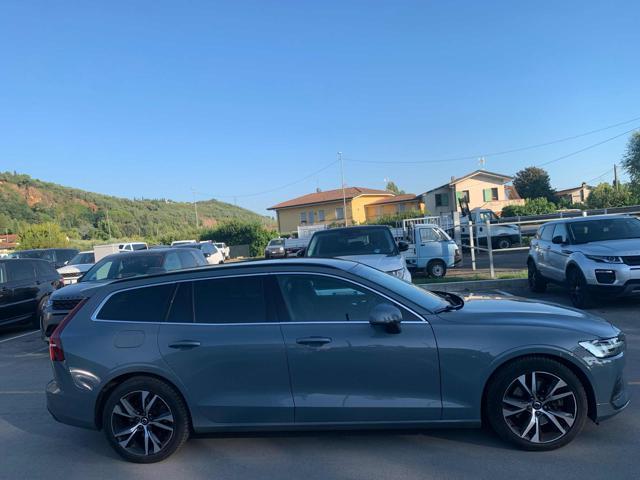 VOLVO V60 B4 automatico Essential
