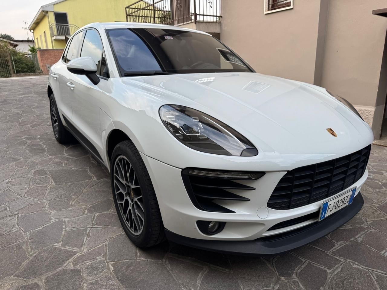 Porsche Macan 2.0