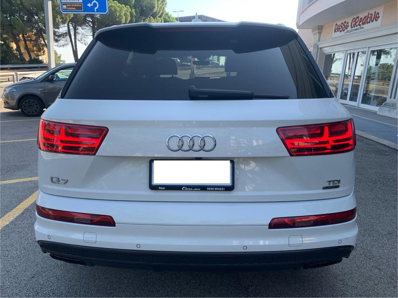 Audi Q7 3.0 TDI 218 CV QUATTRO S-TRONIC S-LINE 7 POSTI