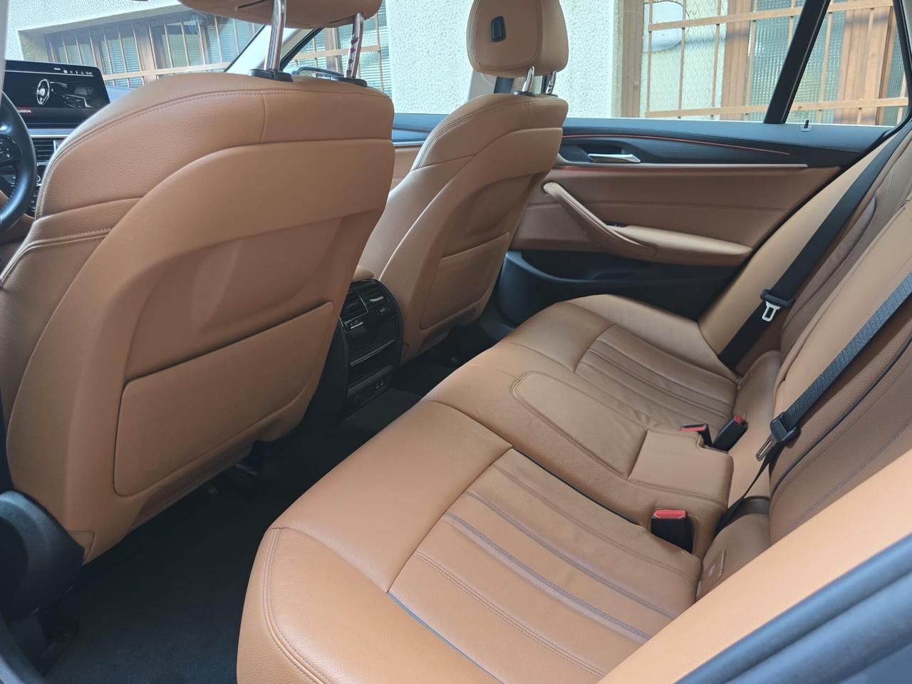 Bmw 520 520d 48V xDrive Touring Luxury - Automatica - Unico proprietario