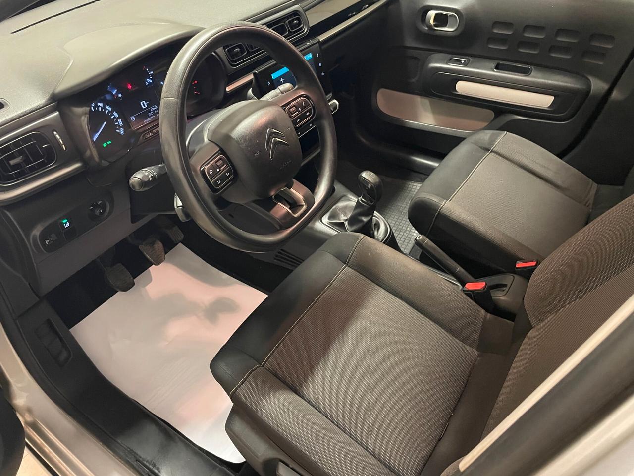 Citroen C31.2 82 CV PureTech Shine Full Cinghia+tagliando Neopatentati